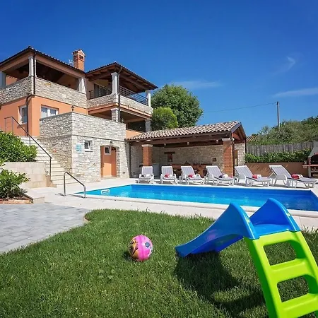Valentina Holiday home